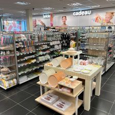 HEMA