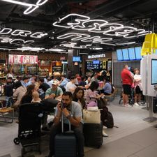 McDonald's Airport Schiphol Lounge 2