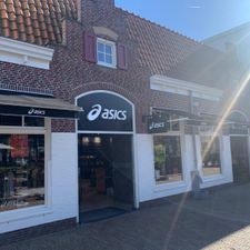 ASICS