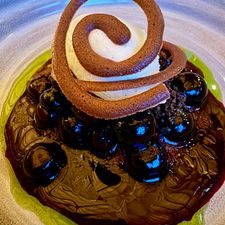 Bistro LOF