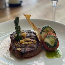Restaurant Het Zuiden Fish & Wine - Steak & Beer