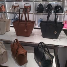 Michael Kors Outlet