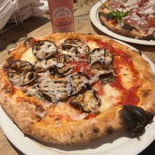 La Perla Pizzeria