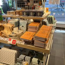 HEMA