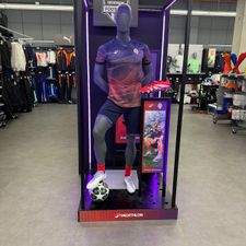 Decathlon Utrecht the Wall