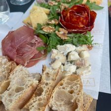 Vivre Binckhorst (Wijnbar & Restaurant)