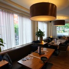 Puur Sanh Restaurant