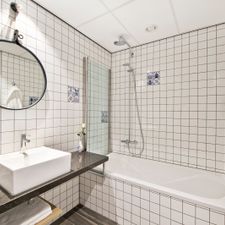 Urban Lodge Hotel