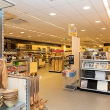 Xenos Veenendaal