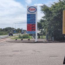 Esso Velddriel ⛽