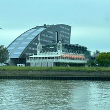 Zalmhuis