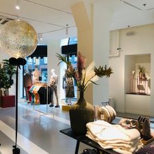Costes Women