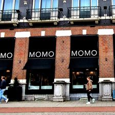 MOMO Restaurant, Bar & Lounge