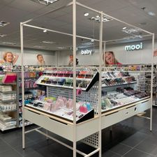 HEMA