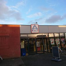 ALDI Uithuizen Molenerf