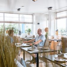 Strandhotel Buren aan Zee