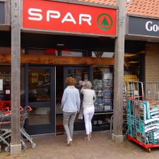 Supermarkt & Slagerij Goënga Den Hoorn