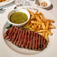 L'Entrecôte et les Dames