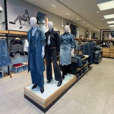 Levi's® Factory Outlet Roermond Stadsweide