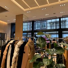 BOSS Store