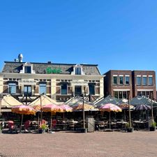 NielZ Café Restaurant