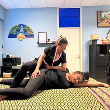 Suksamai massage