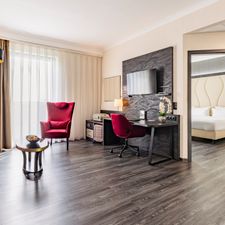 PLAZA Premium Grand Winston