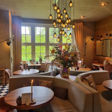 Bar Restaurant Koetshuis by Rhederoord
