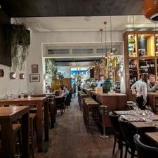 Bistro Madeleine