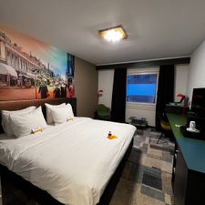 Leonardo Hotel Rotterdam Savoy (Former Savoy Hotel Rotterdam)