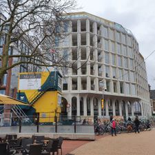 Rooftop Merckt Eten & Drinken