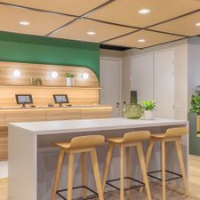 Maxhotel Amsterdam Airport Schiphol - Recently Renovated