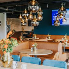 Dorhout Mees (hotel)