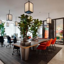 citizenM Schiphol Airport Hotel