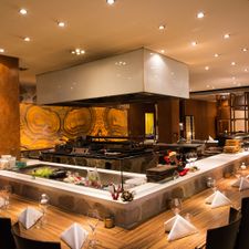 Hosokawa Teppanyaki en Sushi restaurant