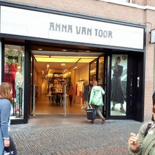 Anna van Toor - Utrecht Oudegracht