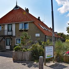 Hotel Dichtbijzee
