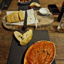 WOODSTONE Pizza and Wine Almere