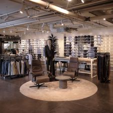 OFM. Voorburg Mensperience Store