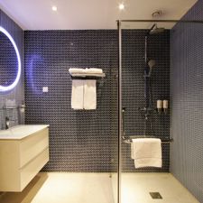 Chassé Hotel West