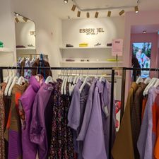 Essentiel Antwerp Outlet