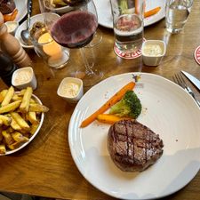 Steakhouse The Golden Bull