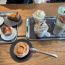 Douwe Egberts Café