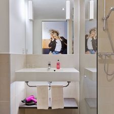 Moxy Amsterdam Houthavens