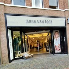 Anna van Toor - Utrecht Oudegracht
