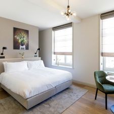 Hotel Flora Batava