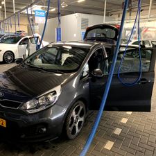 Loogman Carwash Almere - Wasstraat Almere