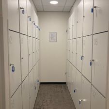 Maxhotel Amsterdam Airport Schiphol - Recently Renovated