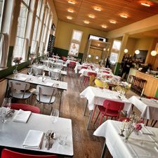 Café Modern