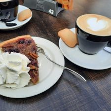 Nes Café